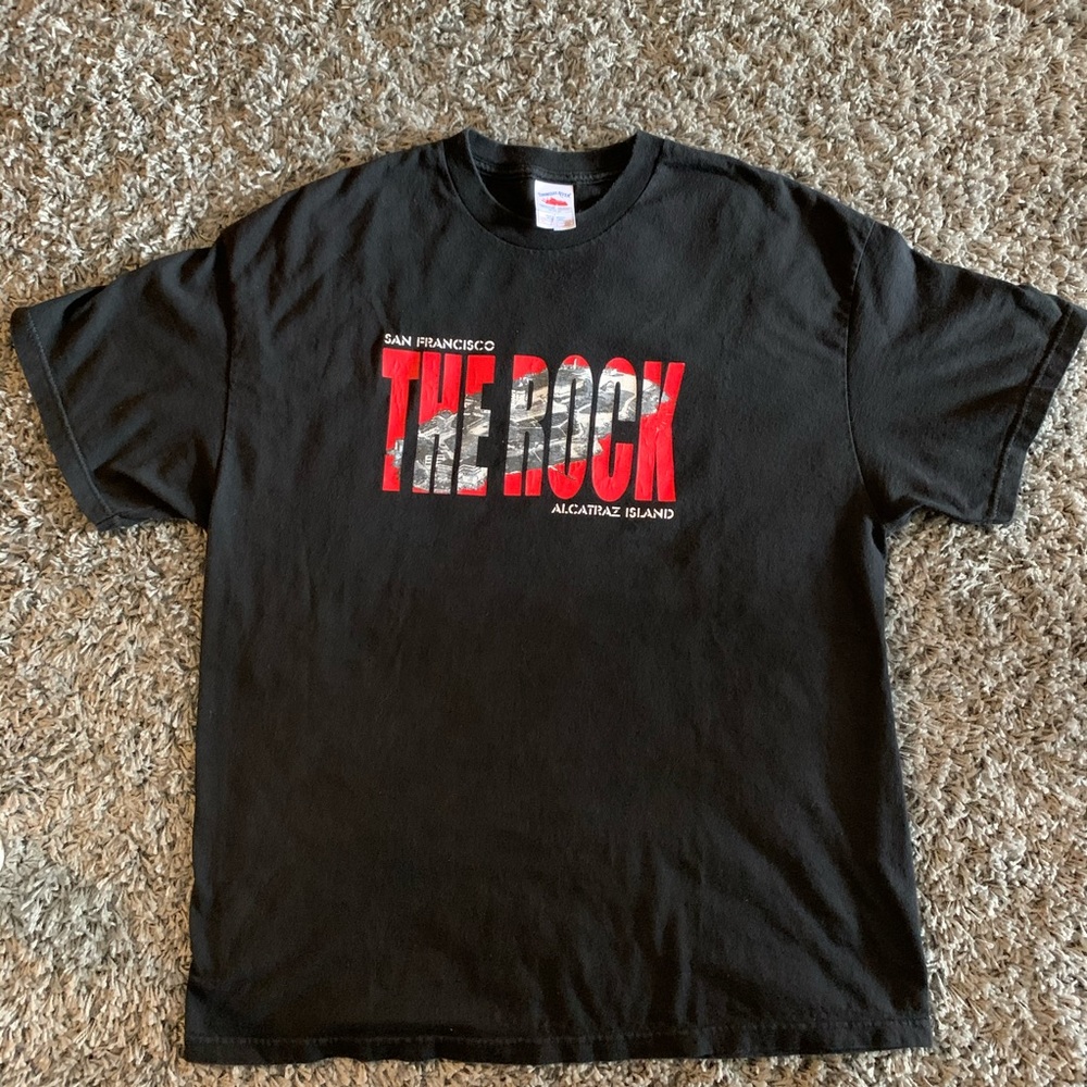 San Francisco The Rock Alcatraz distressed  tshirt Vintage Size XL
